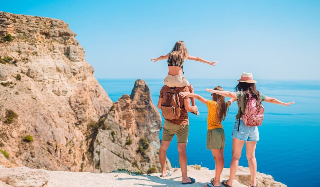 Lire la suite à propos de l’article Partir en vacances avec ses règles :  voyager sereinement
